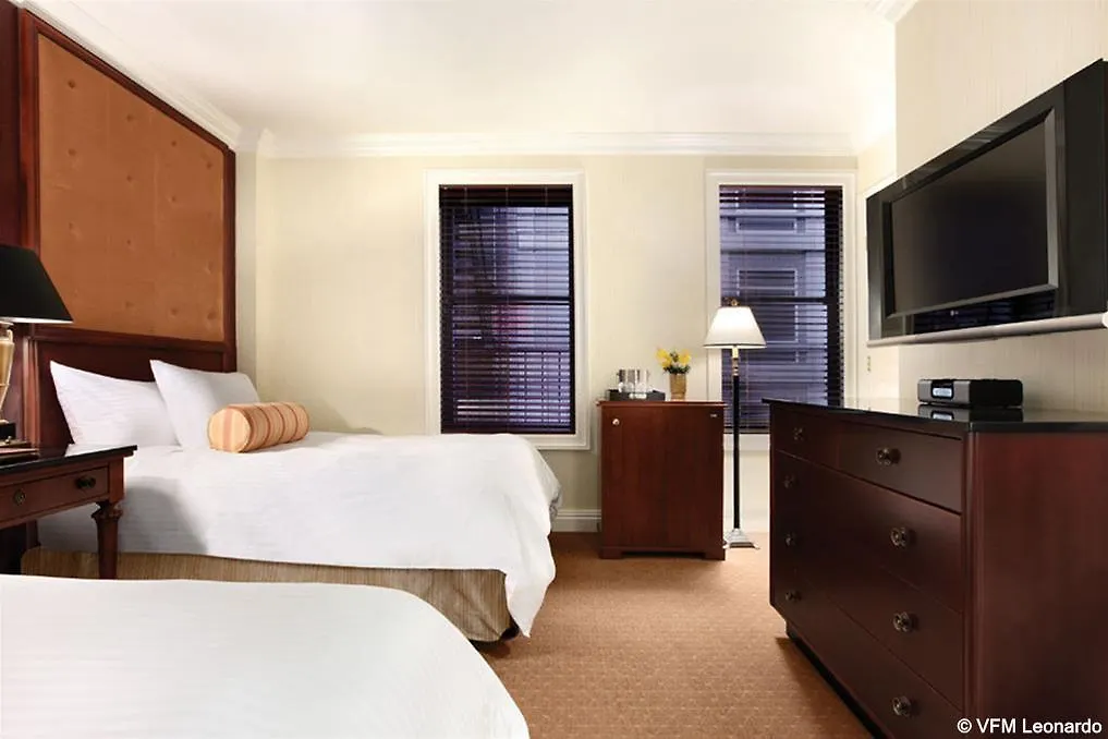 Iroquois New York Times Square Hotel