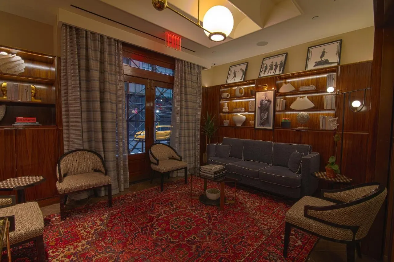 Iroquois New York Times Square Hotel
