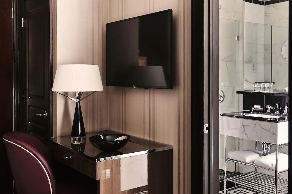 *****  Iroquois New York Times Square Hotel United States