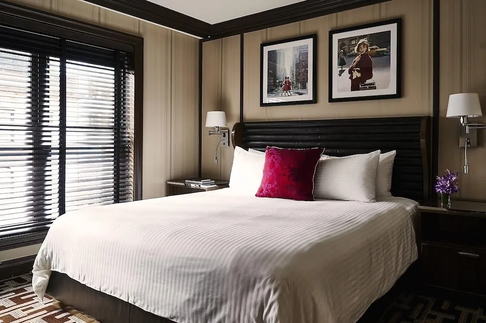 Iroquois New York Times Square Hotel