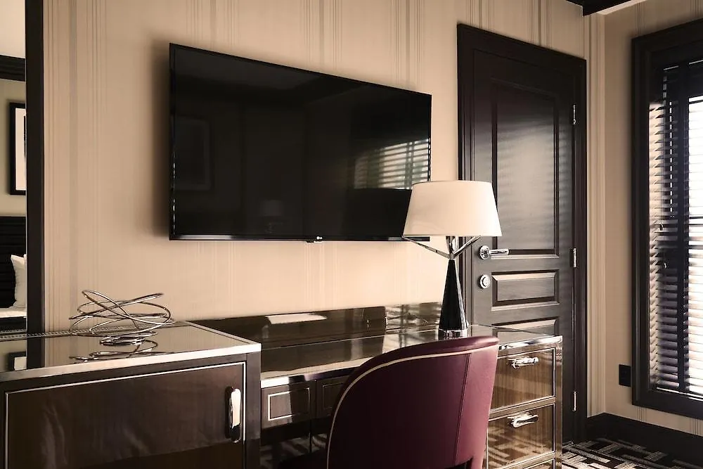 Iroquois New York Times Square Hotel 5*,  United States