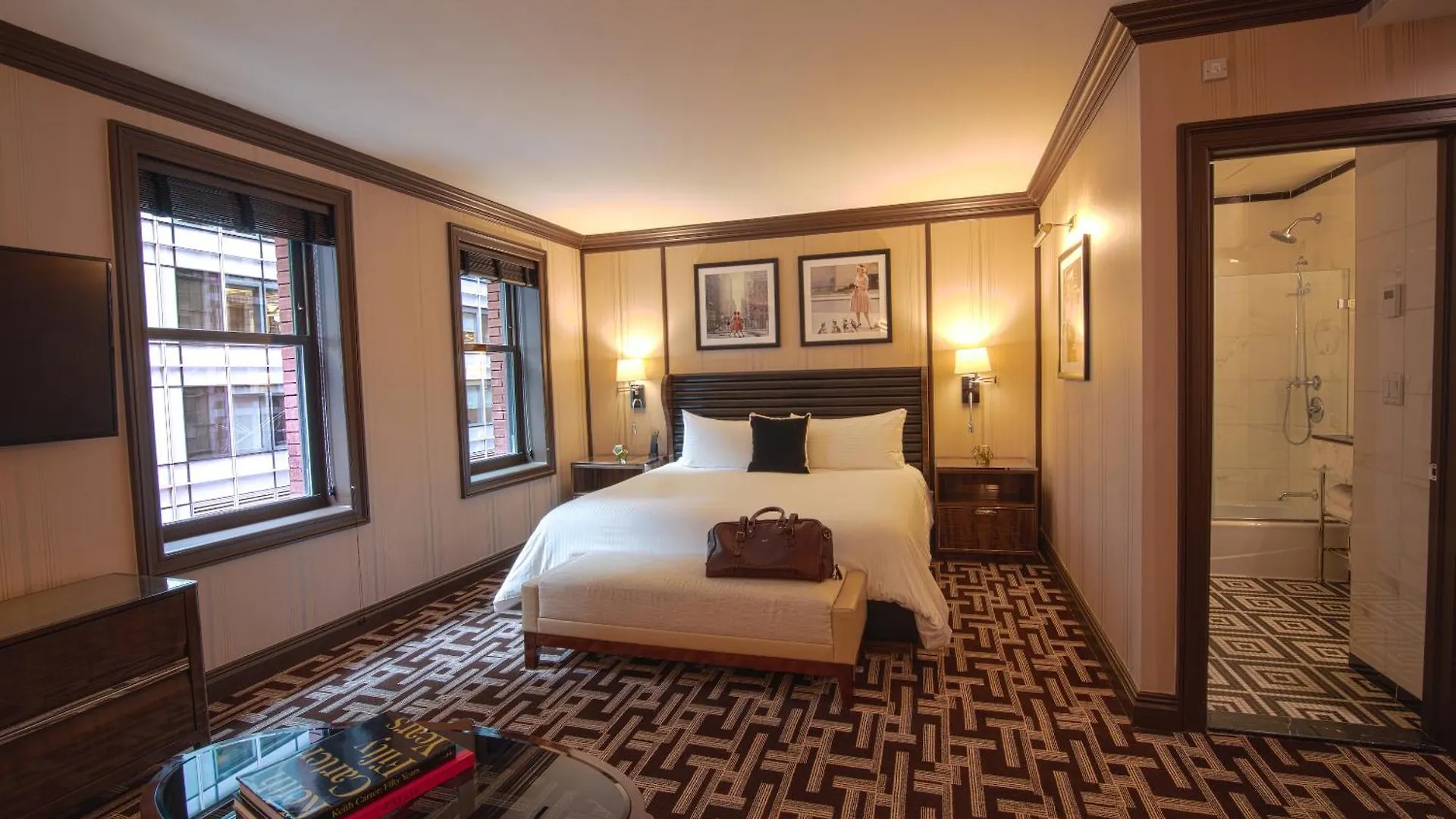 Iroquois New York Times Square Hotel 5*,