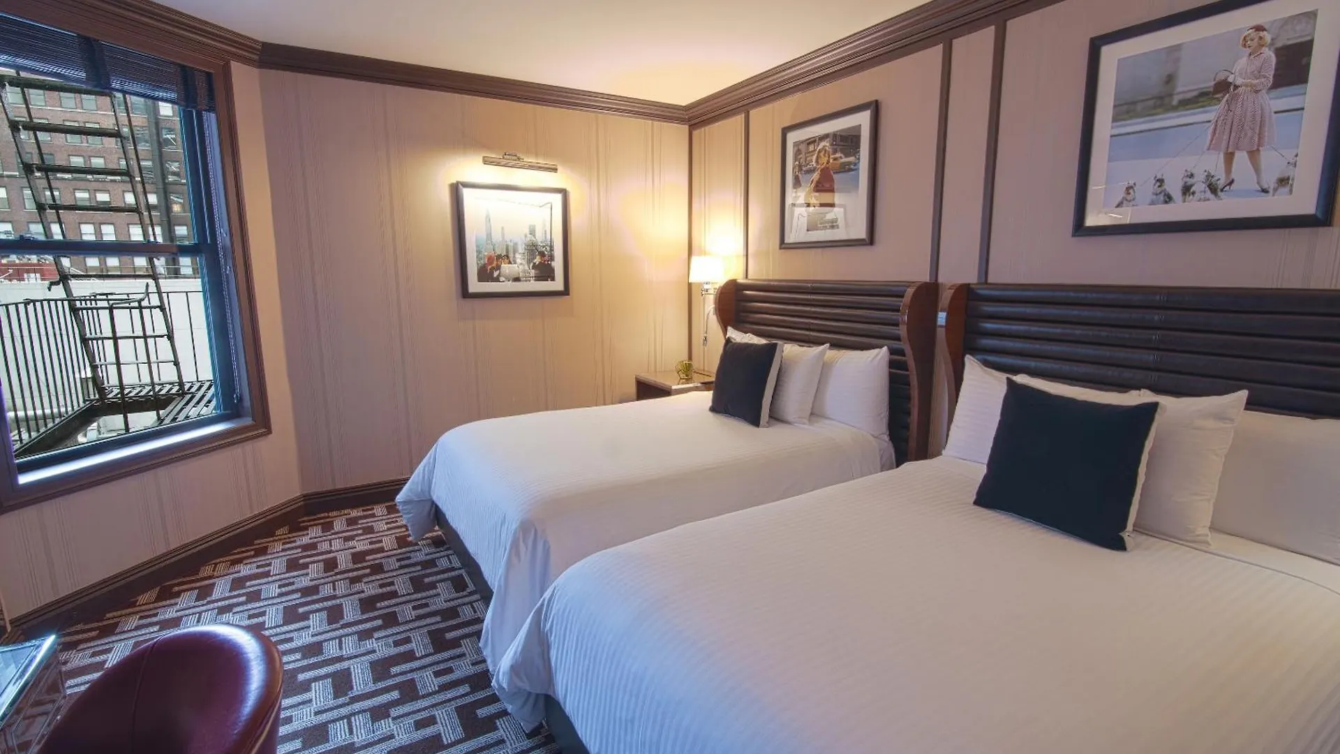 Iroquois New York Times Square Hotel